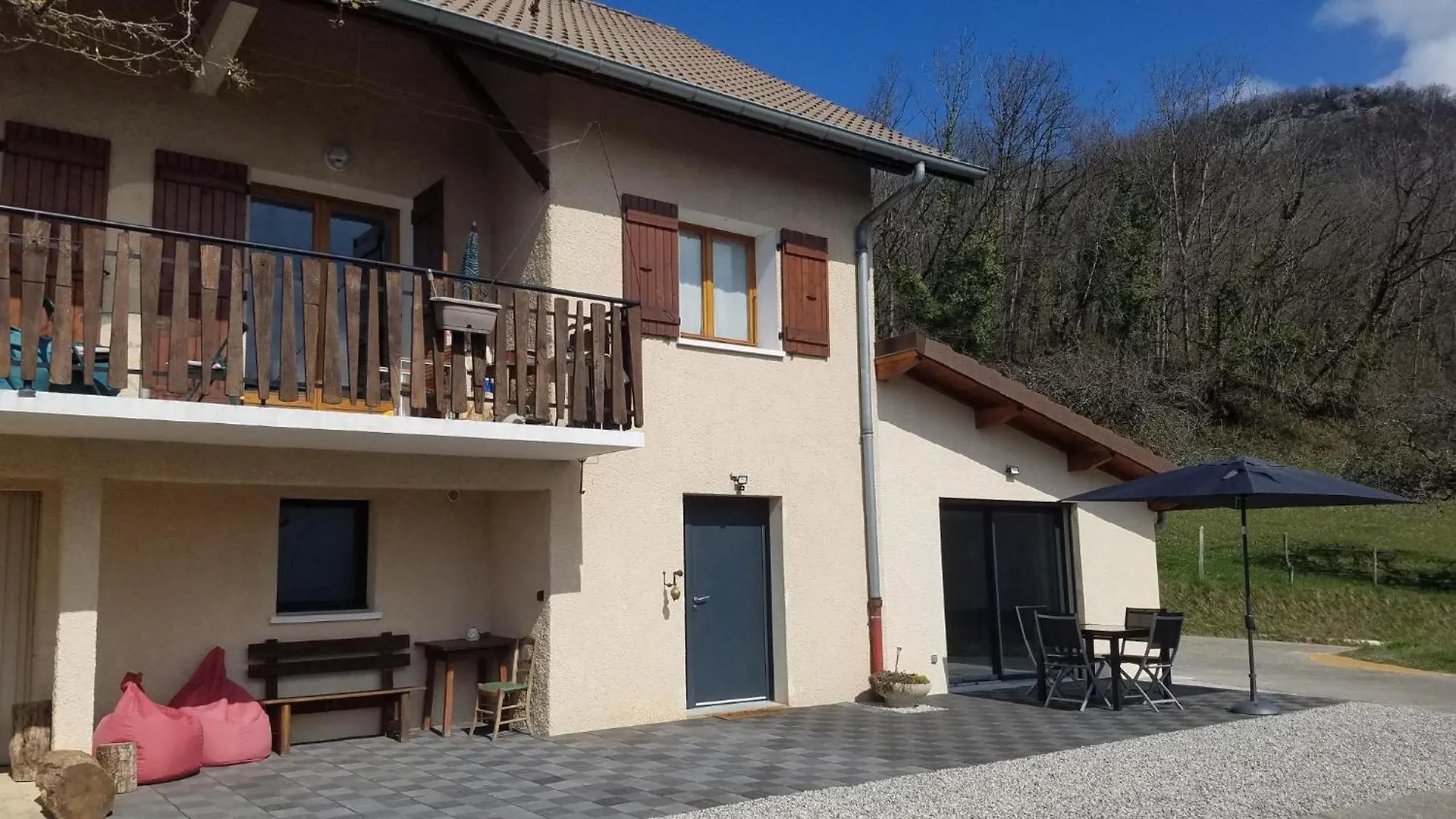Appartement Un Pied Devant L'Autre Sainte-Marie-D'Alvey